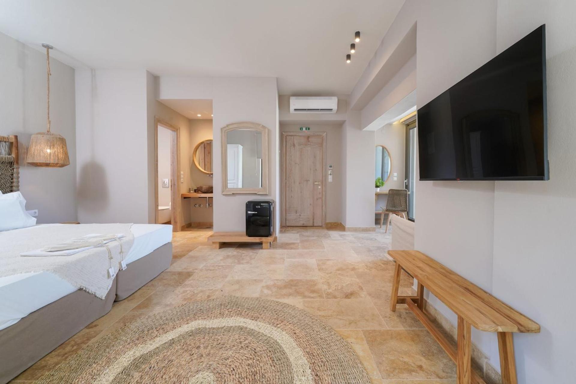 Hotel Kinira Екстериор снимка