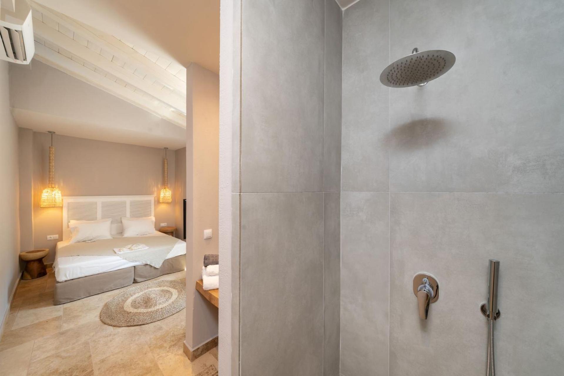 Hotel Kinira Екстериор снимка